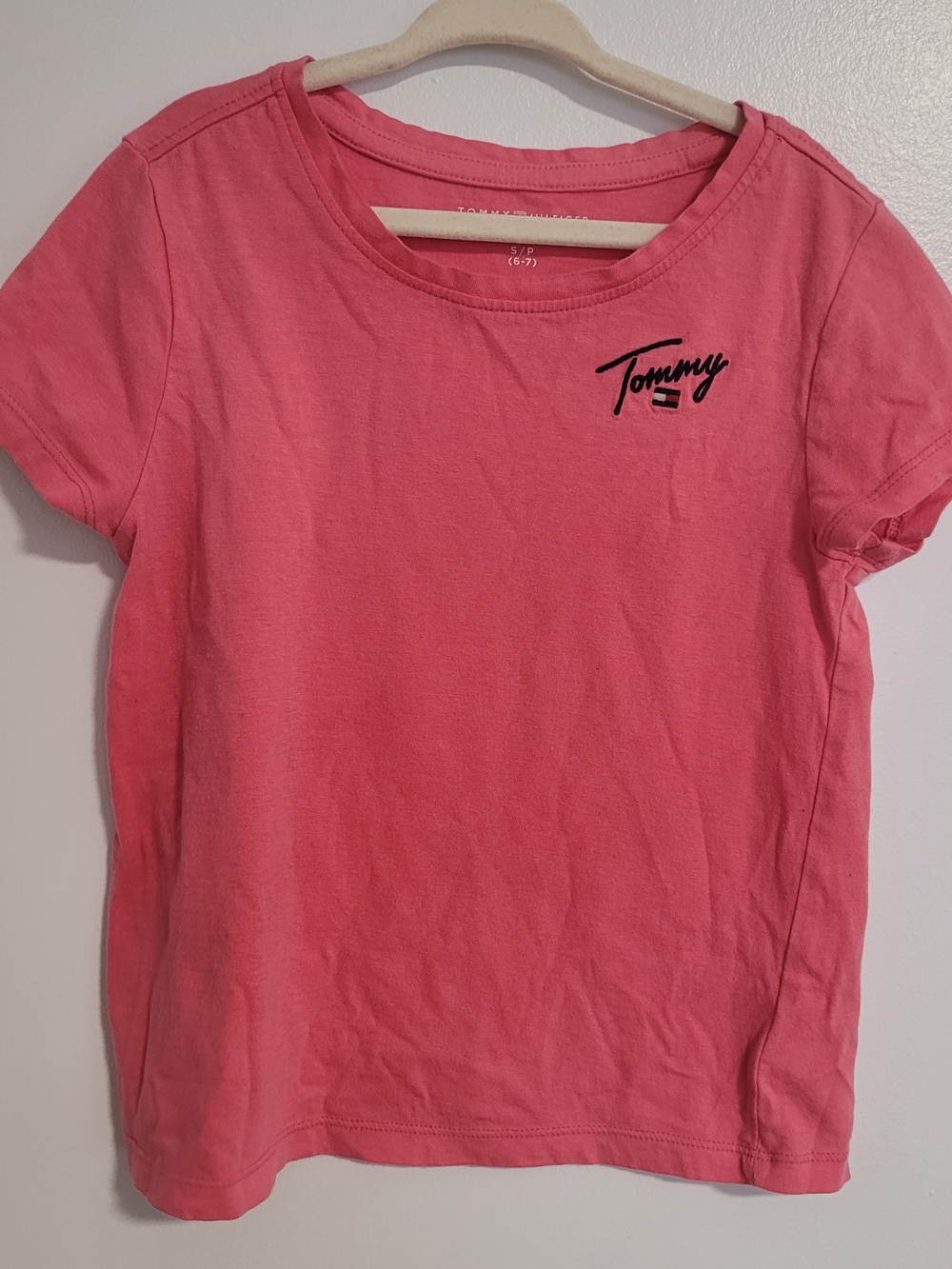 🧸4/20$ Tommy Hilfiger Girls' Coral Pink Logo Short Sleeve Tee Size 6-7 T Girl